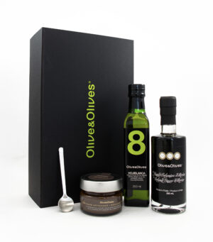 Holiday Gift Box - EV Olive oil, balsamic vinegar and chocolate spread Holiday Gift Box - EV Olive oil, balsamic vinegar and chocolate spread